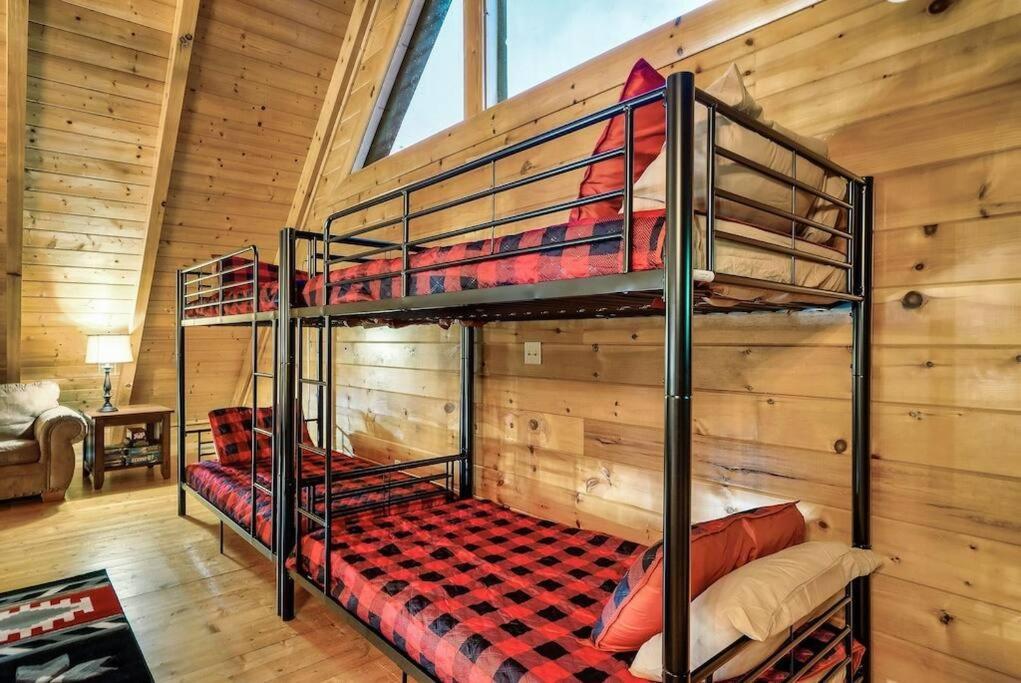Cabin-N-Smokys! Indoor Resort Pool Views Hot Tub Game Room Сивиървил Екстериор снимка
