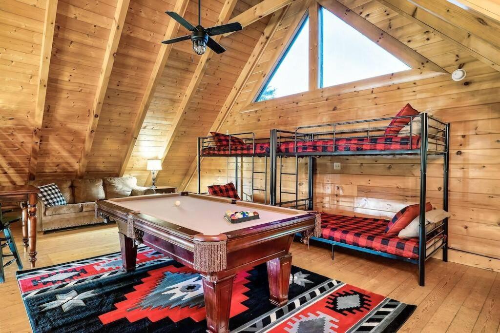 Cabin-N-Smokys! Indoor Resort Pool Views Hot Tub Game Room Сивиървил Екстериор снимка