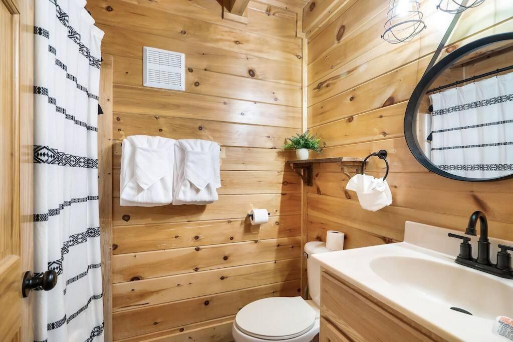 Cabin-N-Smokys! Indoor Resort Pool Views Hot Tub Game Room Сивиървил Екстериор снимка